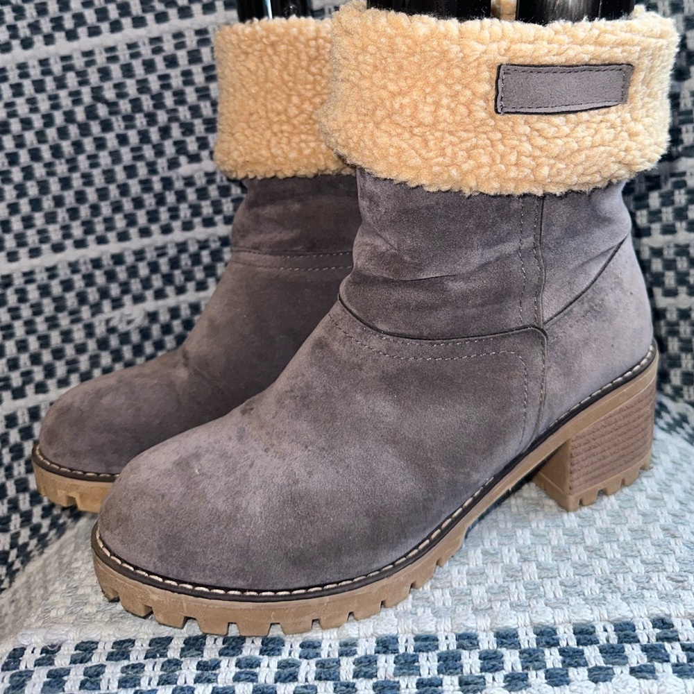 Gray chunky heal boots